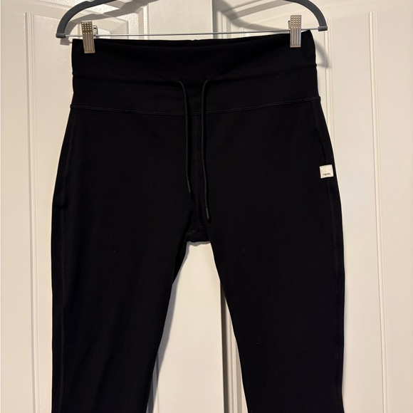 Vuori daily legging in black high rise size XL - Picture 3 of 7